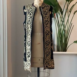 Vintage: Embroidered black velvet vest